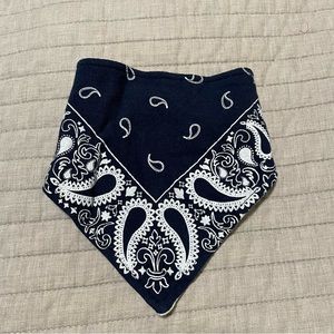 NWOT Navy Blue Bandana Print Bib